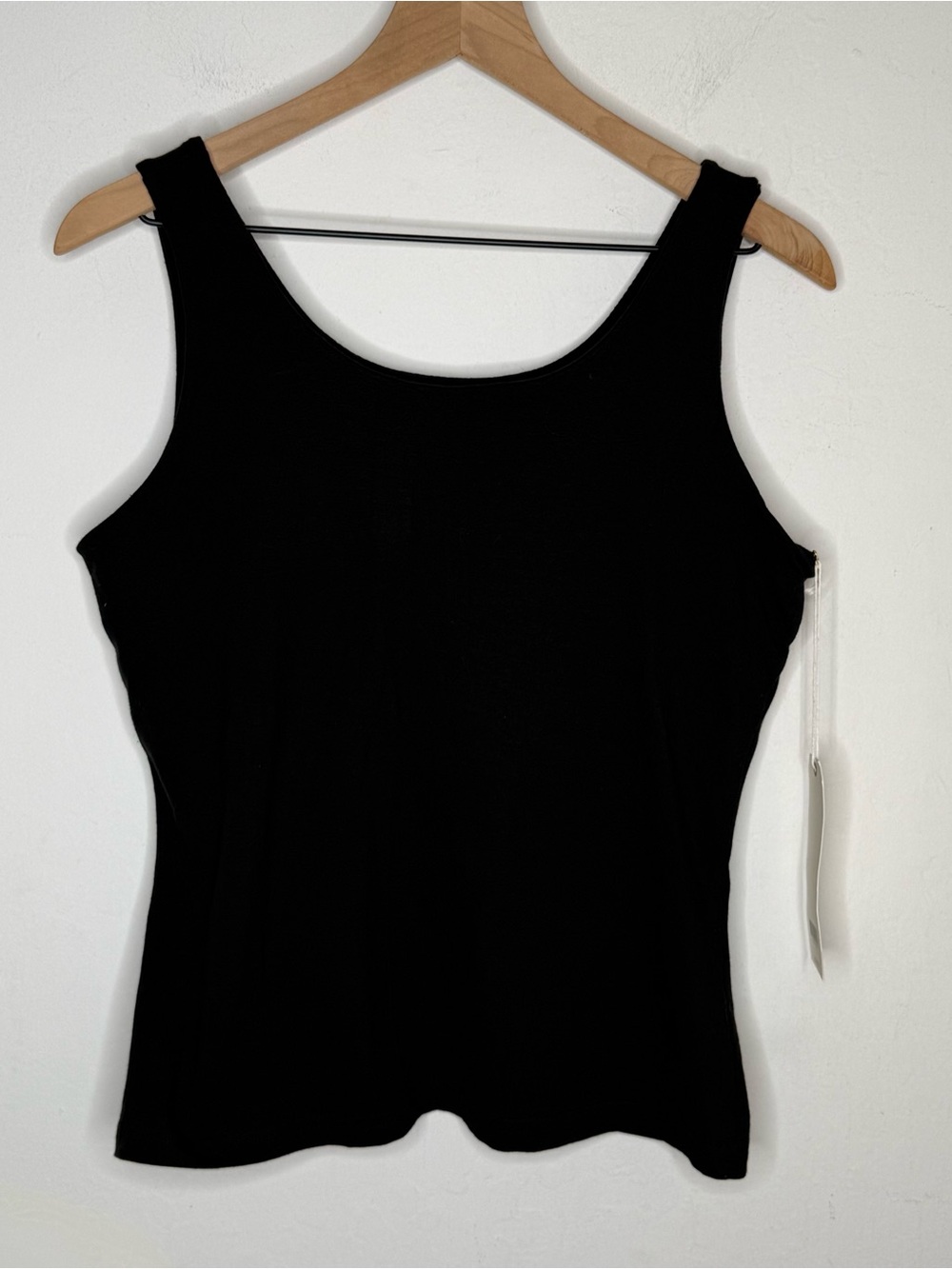 French Laundry Sport Active Tank Top Size M Black Built In Shelf Bra NWT Yoga
